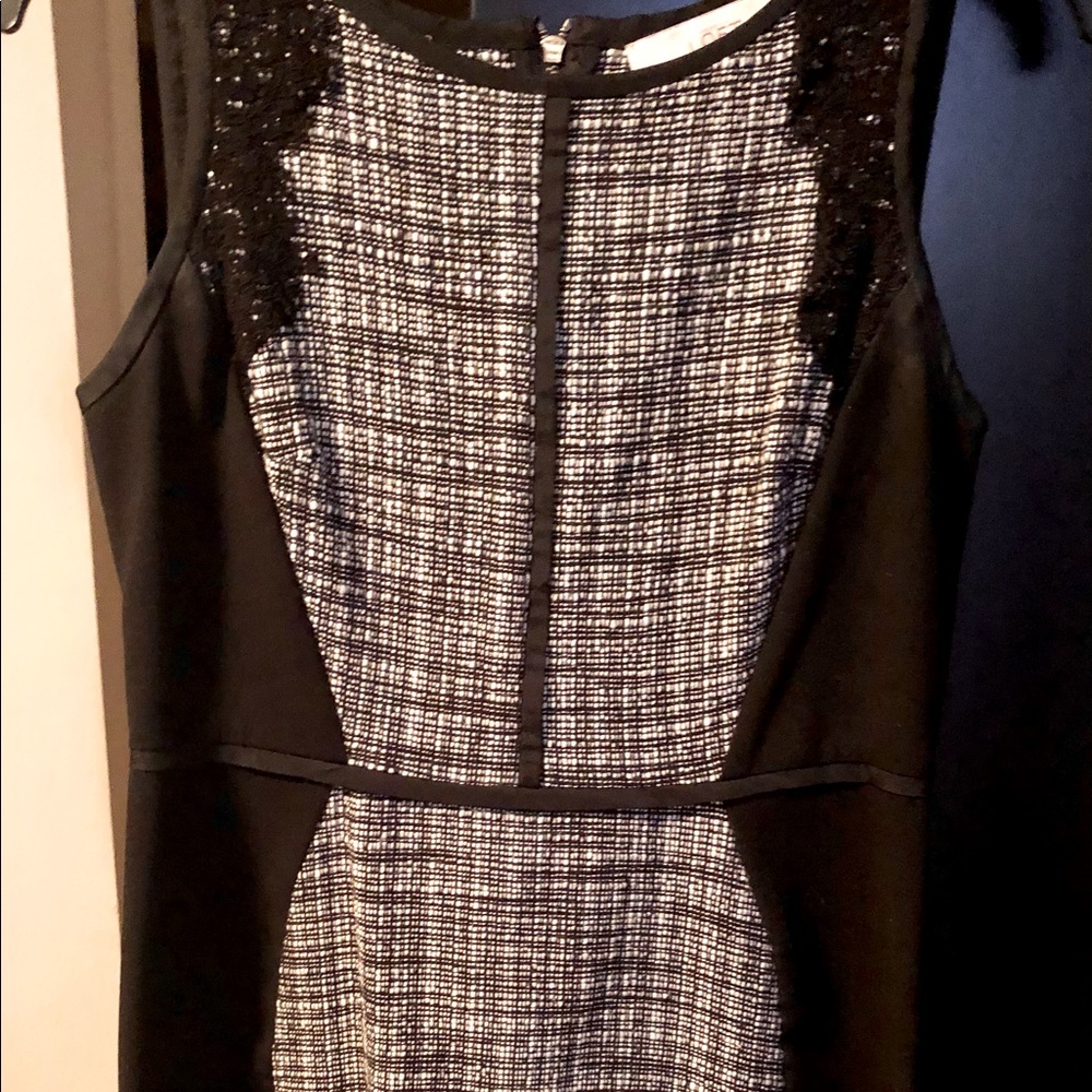 Super cute Loft hatch weave dress
